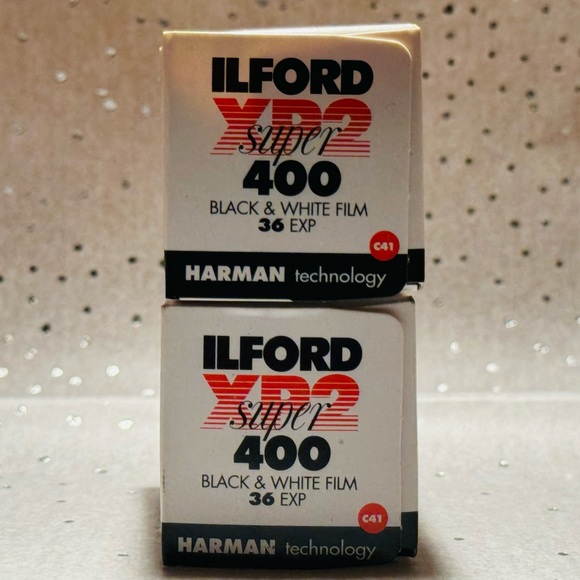 ILFORD XP2 SUPER 400 BLACK & WHITE C-41 PROCESS FILM, 35MM (135 ISO 400) - Picture 3 of 5